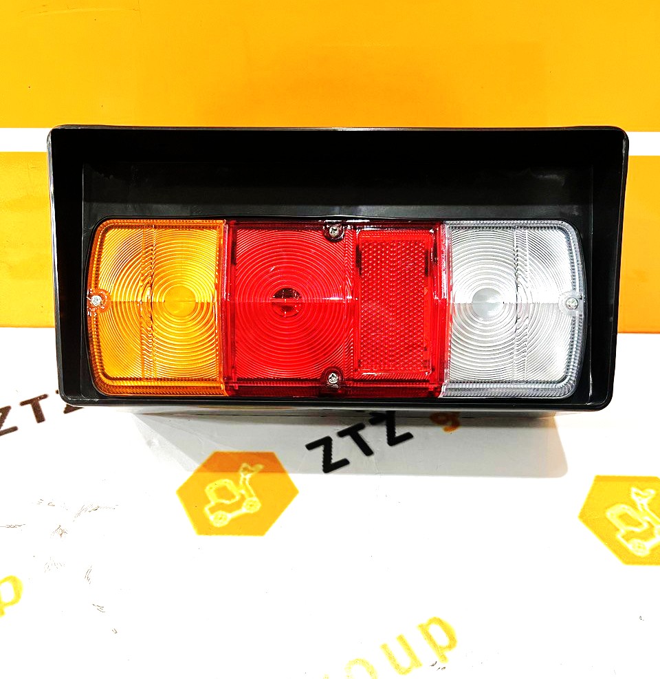 ФОНАРЬ ЗАДНИЙ ПЛАСТИК F-005R ПРАВЫЙ