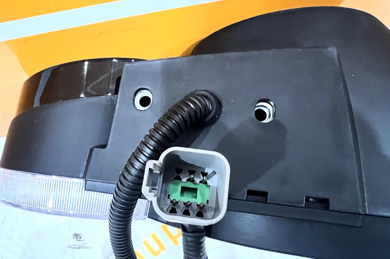 ФАРА A-019-01L ЛЕВАЯ 2