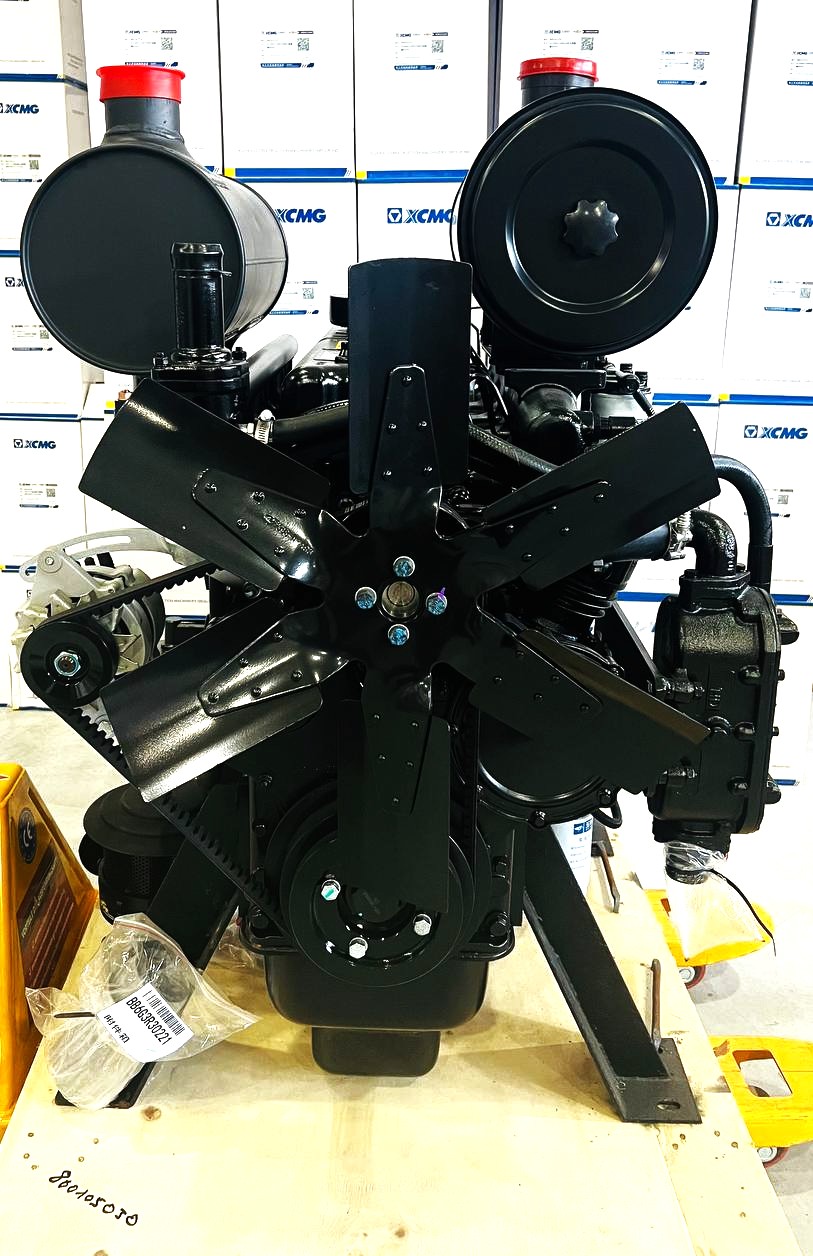 Двигатель в сборе 5030 4