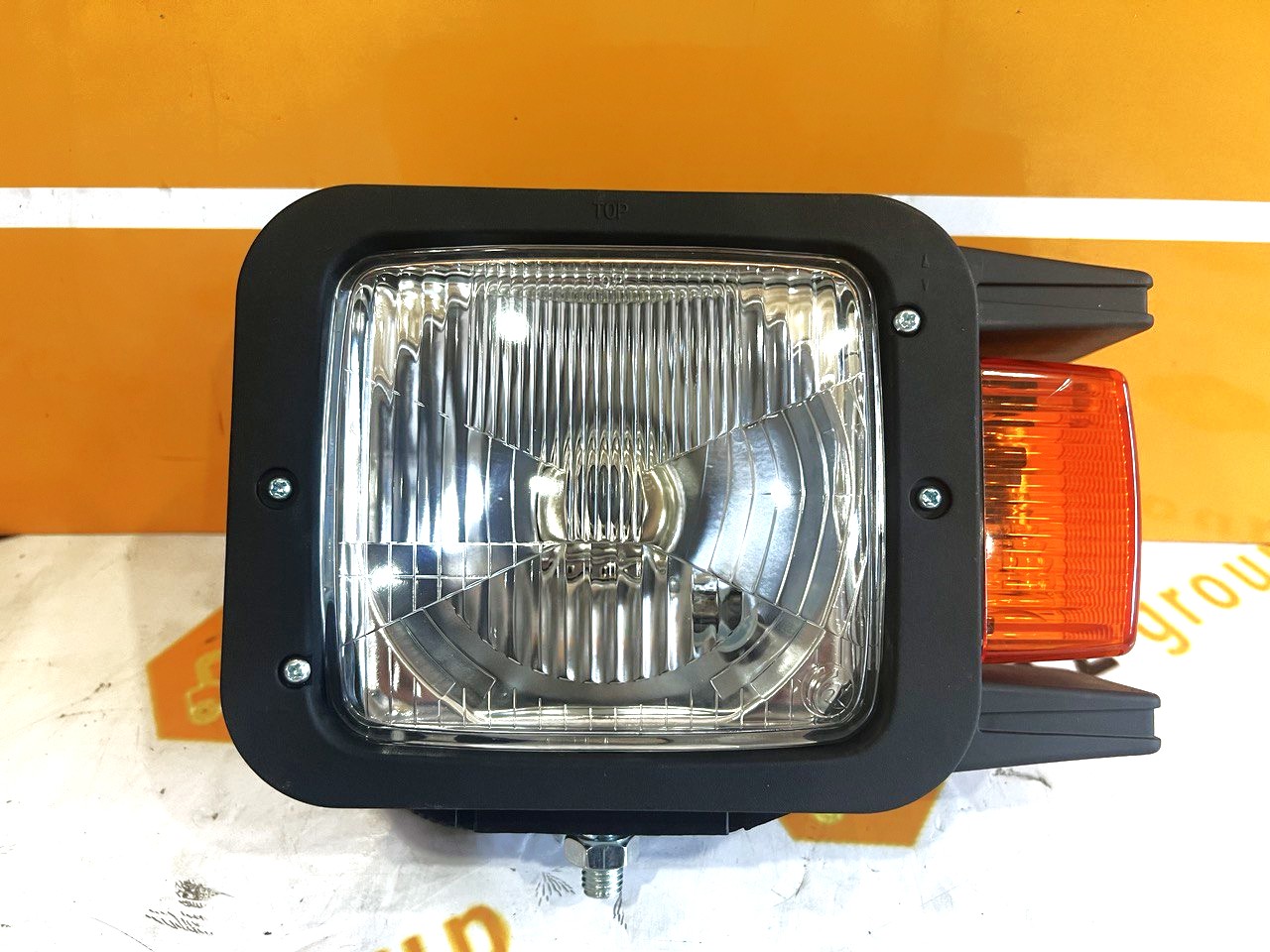 ФАРА A-040 LПРАВАЯ 956FH