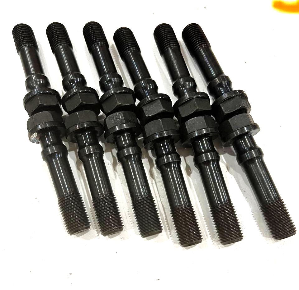 Болт шатунный двигателя Weichai WD615 М14х60 815000300234110000556108860322671