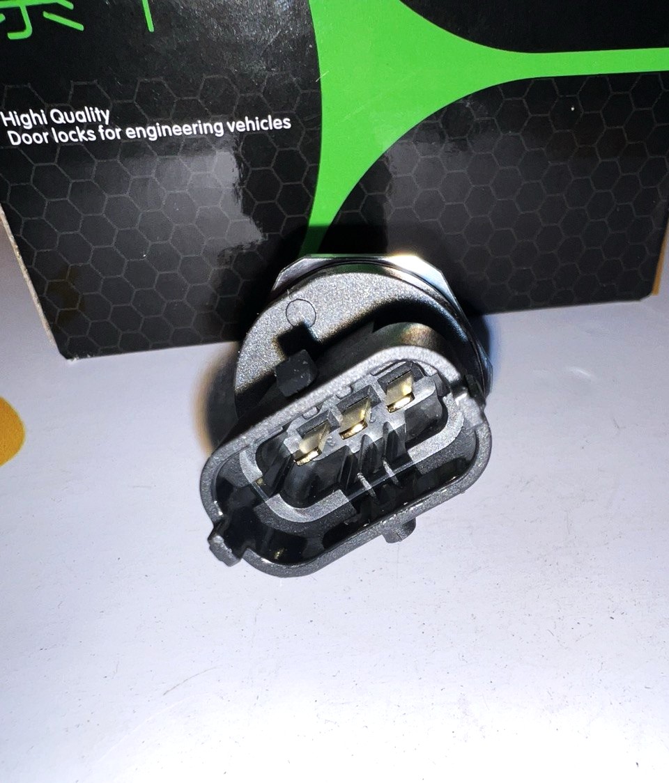 Датчик давления топлива в рампе WP1012 2