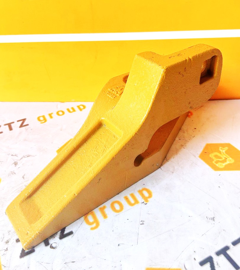 Зуб ковша правый XCMG ZL50GN оригинал