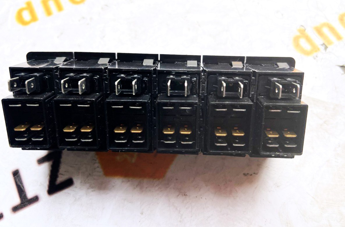 Переключатель подрулевой 6 клавиш SDLG 2