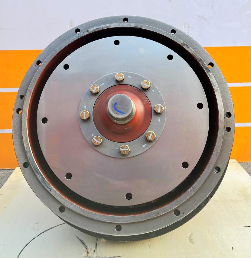 Гидротрансформатор 300F в сборе 4