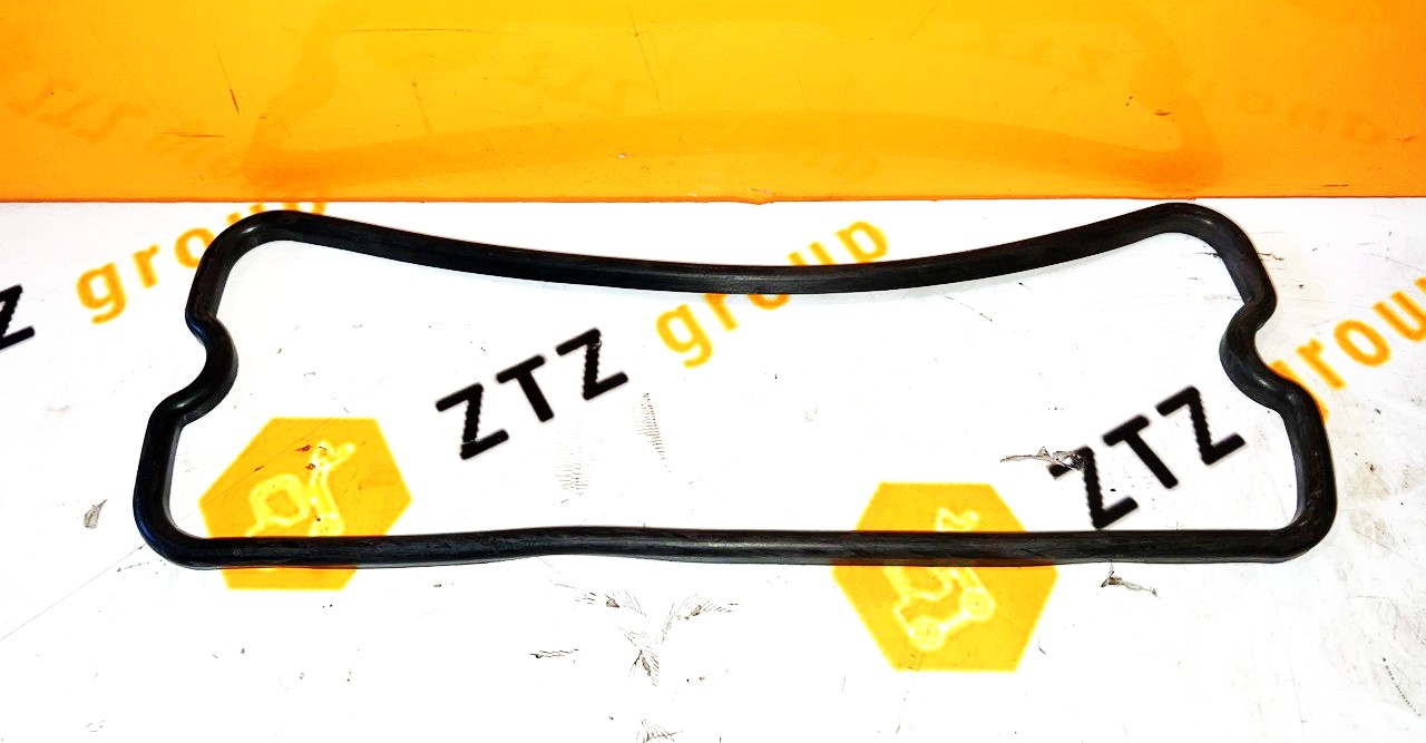 Прокладка клапанной крышки черная YC6108